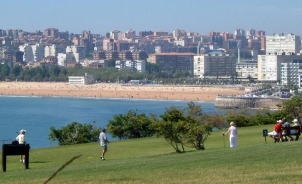 Valdenoja-Sardinero Apartment Suite Beach Σανταντέρ Εξωτερικό φωτογραφία