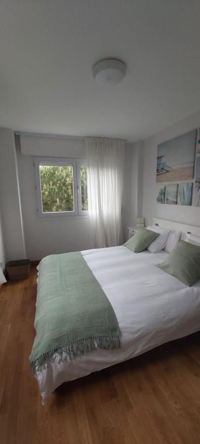 Valdenoja-Sardinero Apartment Suite Beach Σανταντέρ Εξωτερικό φωτογραφία