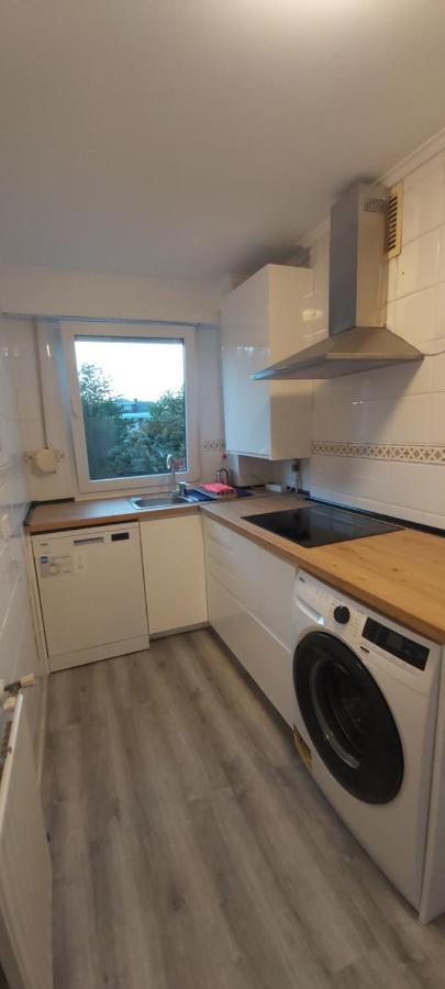 Valdenoja-Sardinero Apartment Suite Beach Σανταντέρ Εξωτερικό φωτογραφία